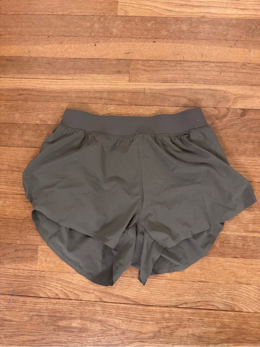 CRZ Yoga Women's Green Gray Athletic Shorts - Size Small
 b86